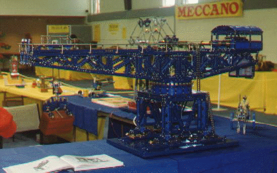 Block-Setting Crane in Blue